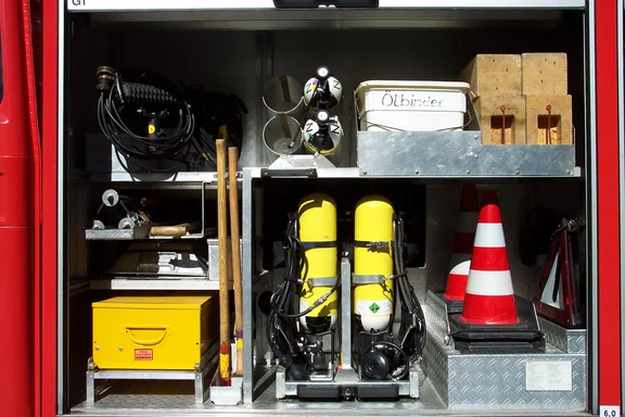 iveco_tlf_16-25_001.jpg