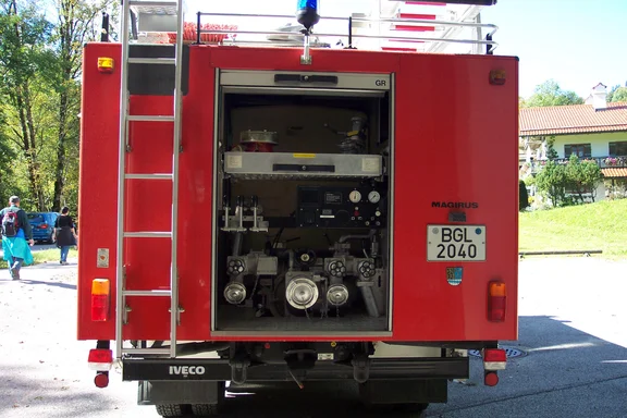 iveco_tlf_16-25_003.jpg
